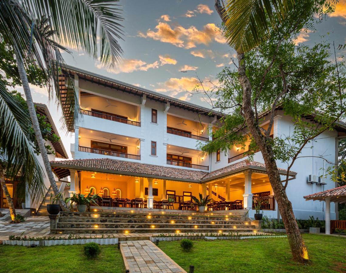 Serenity Boutique - Unawatuna Exteriör bild