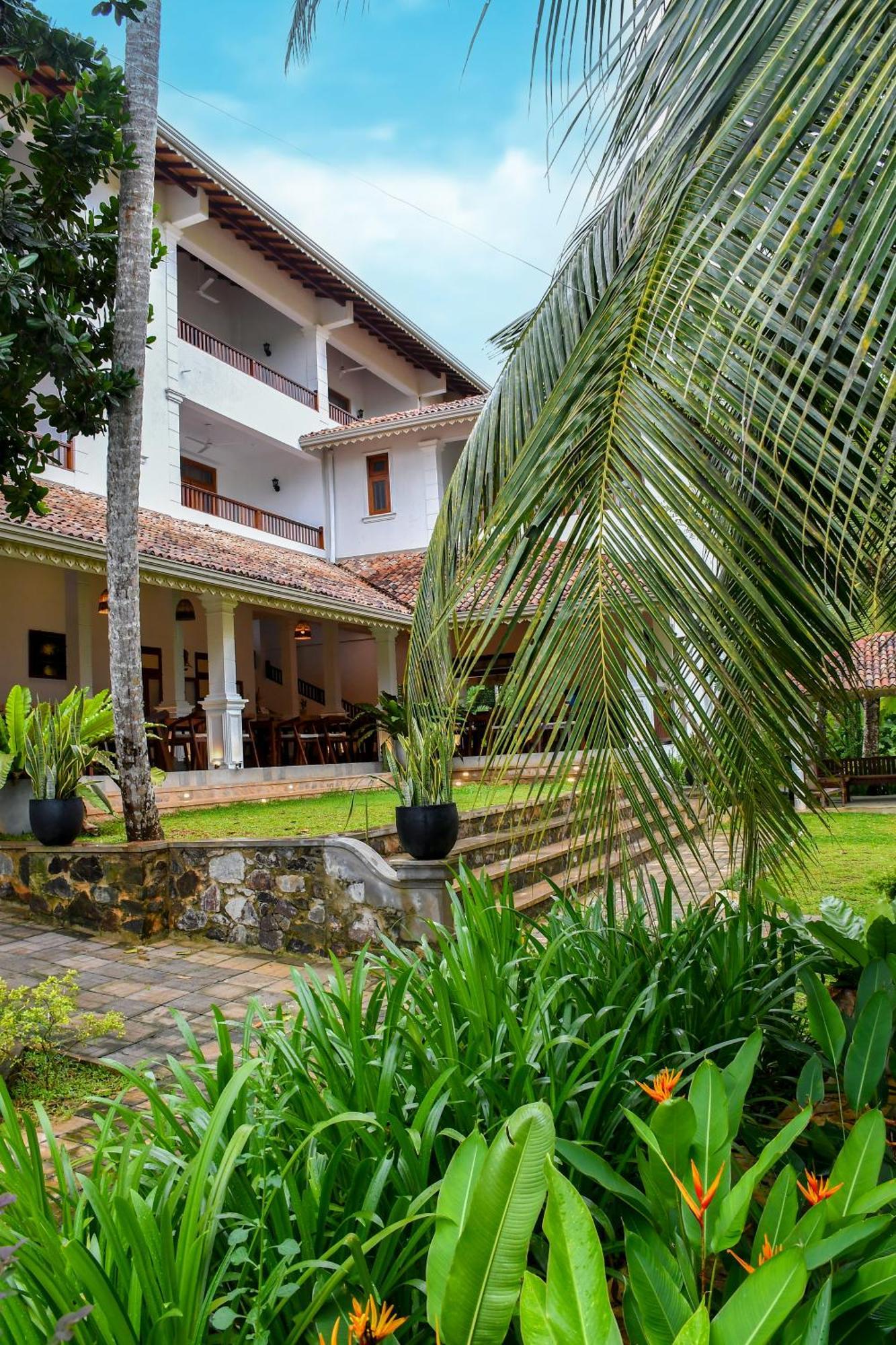 Serenity Boutique - Unawatuna Exteriör bild